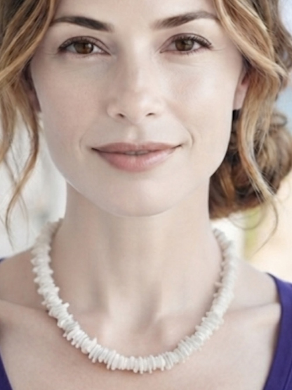 White Shell Chip Necklace - Elegant Beach Style Necklace